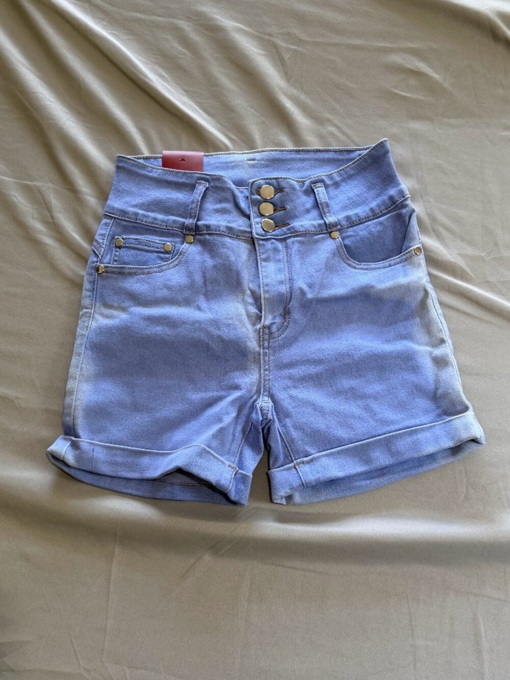 T&Y Fashion Junior's Triple Button Jean Shorts New With Tags Blue Size 7/8 (1)